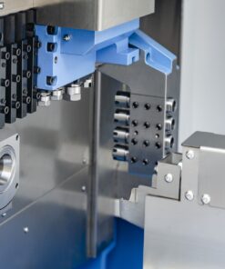 Máy tiện đùn SL203