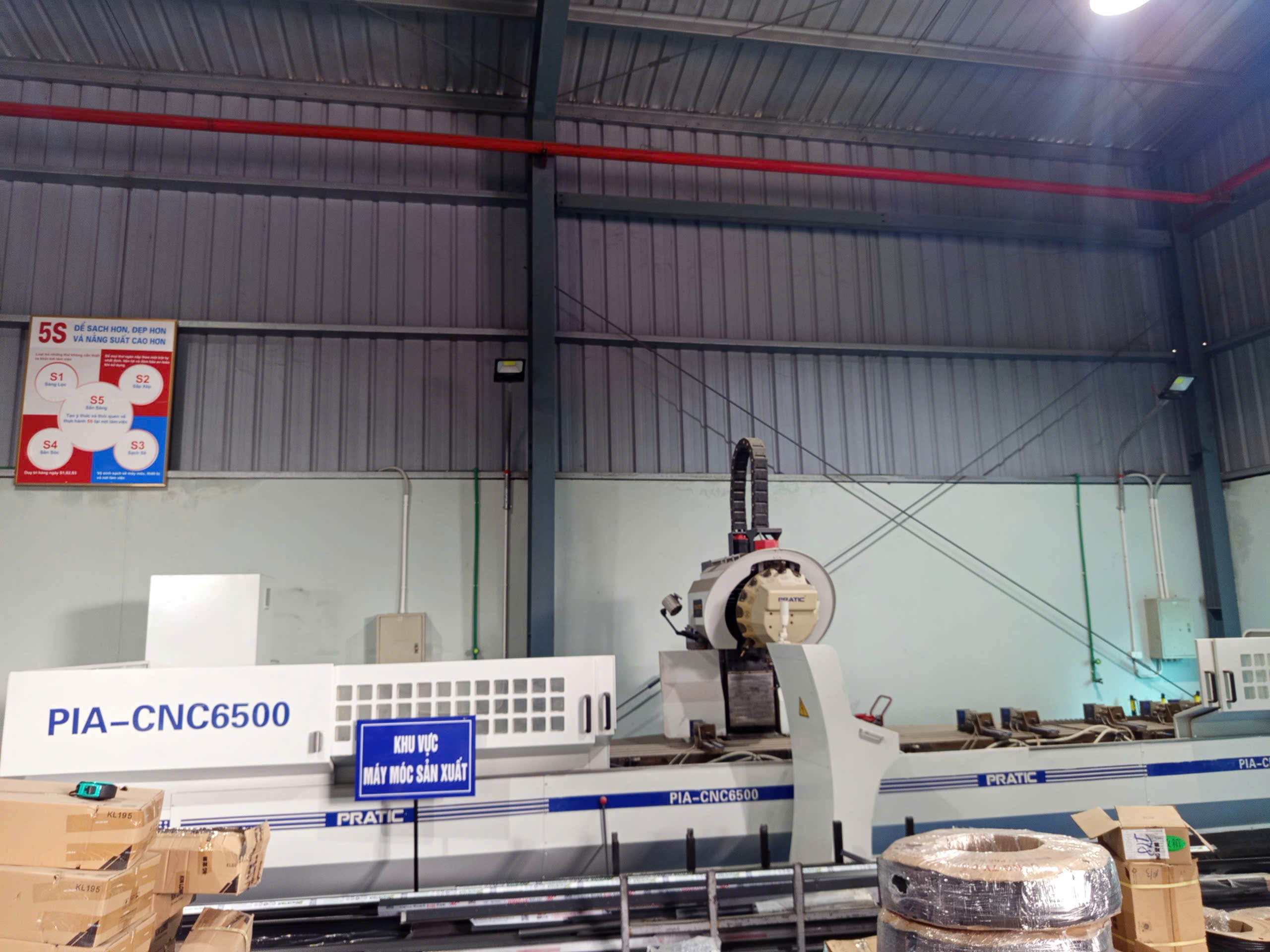 BÁN MÁY PHAY TRUNG TÂM CNC PRATIC PIA-CNC6500
