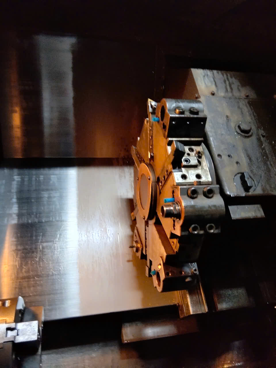 BÁN 2 MÁY TIỆN CNC MORI SEIKI – HỆ ĐIỀU KHIỂN FANUC