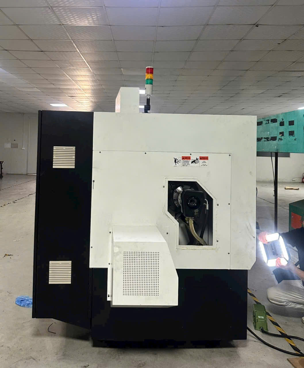 BÁN MÁY TIỆN CNC BĂNG NGHIÊNG HEADMAN HCL300A – ĐỜI 2024, ĐÃ QUA SỬ DỤNG